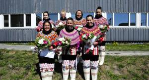 Univ of greenland nursing gradutes (2)