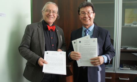 UArctic - Northern Forum MOU signing 2014