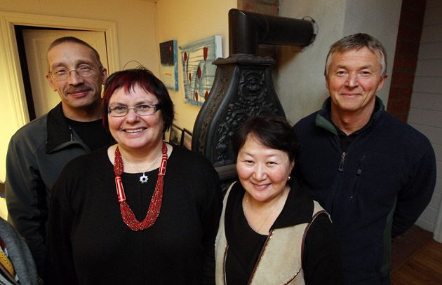 Nikolaj, Elin, Svetlana og Tor, nett