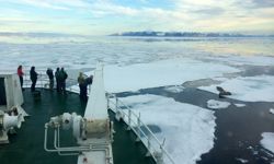Navigating through sea ice