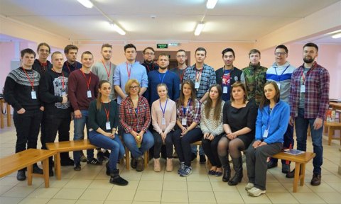 20180406_III-Vyezdnaya-psikhologicheskaya-shkola-Rabota-na-vakhte-_-uspekh-i-zdorove_4.jpg (1)