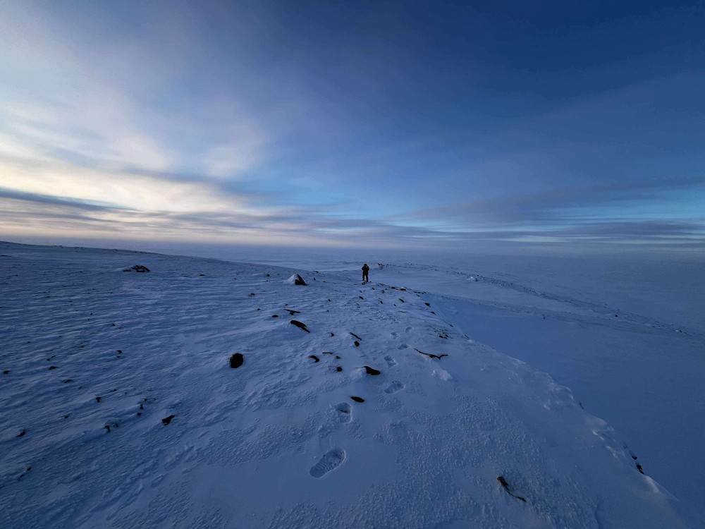 The Inuit community of Iqaluktuuttiaq (Cambridge Bay), Nunavut, is visited by research teams from across Canada. 
