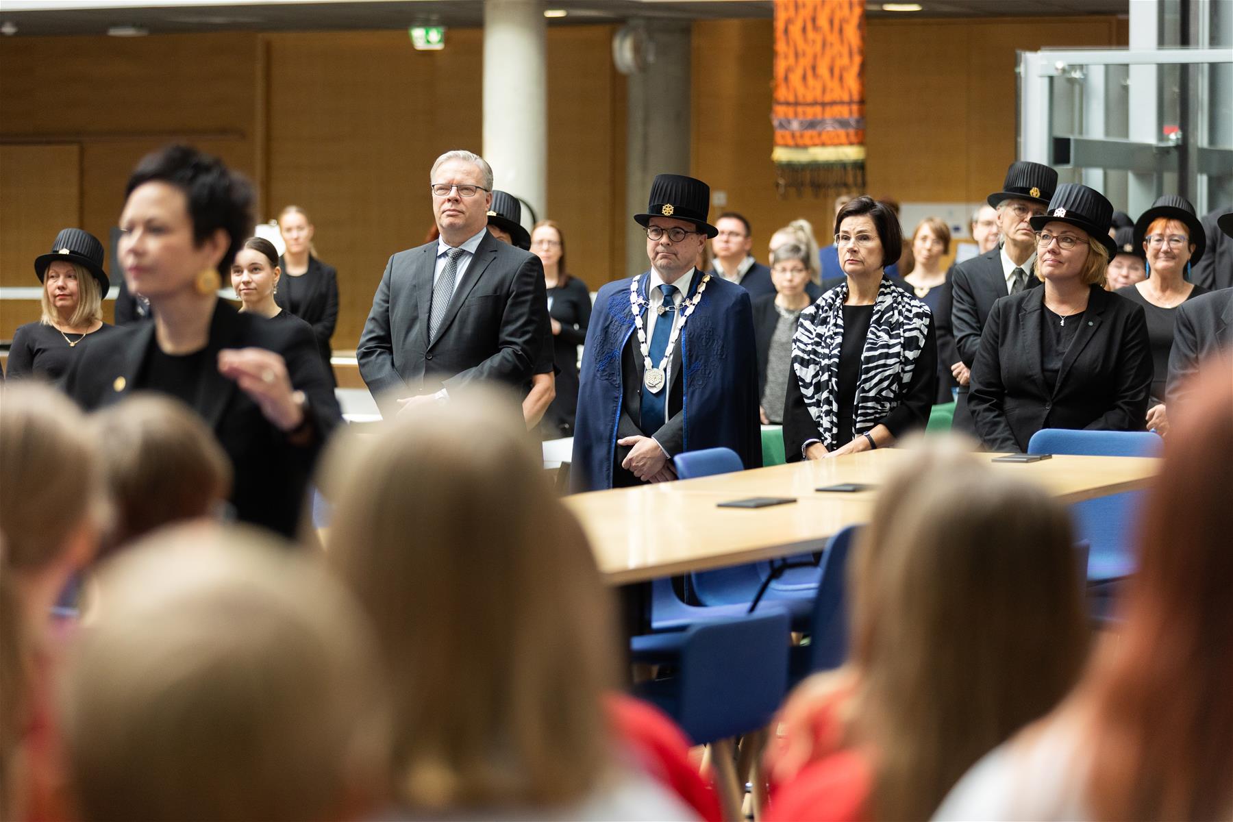 Administrative director Ari Konu, Principal Antti Syväjärvi, Permanent Secretary of OKM Anita Lehikoinen and education Vice-principal Satu Uusiautti.
